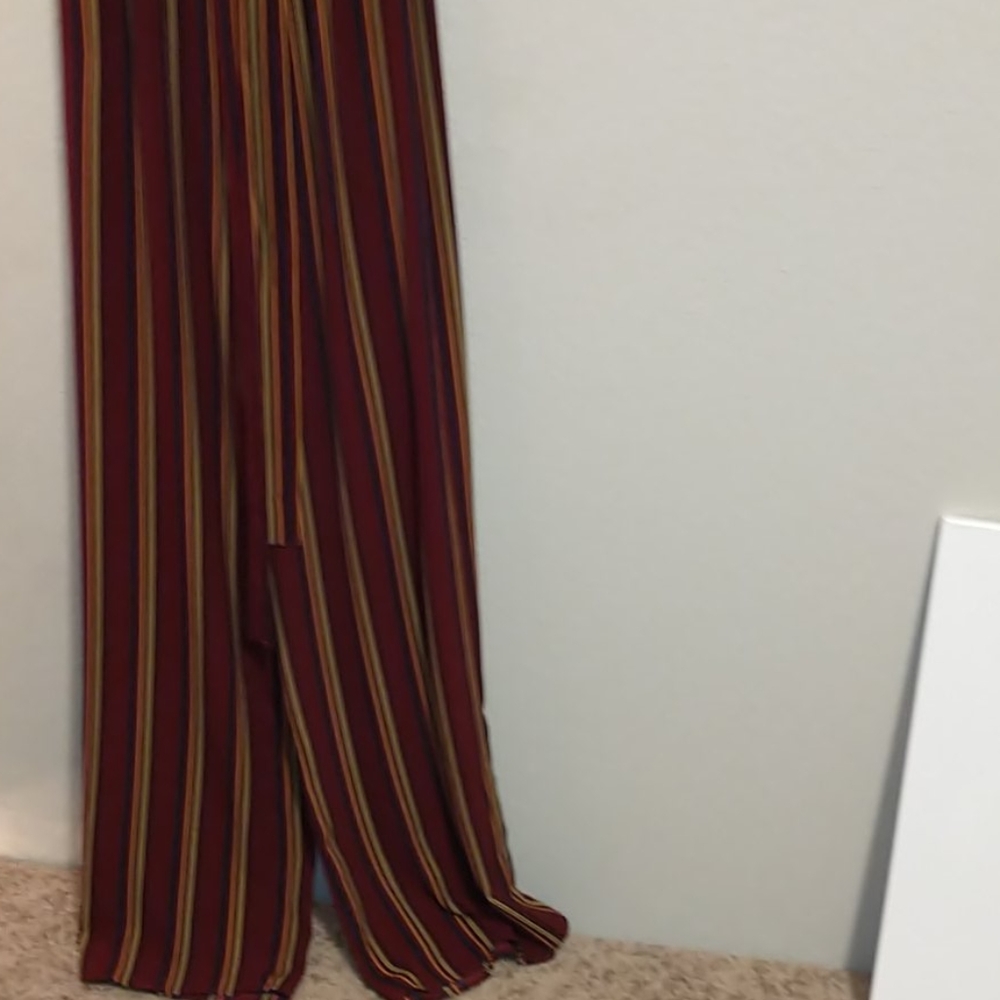 Jumper - Picture 2 of 2